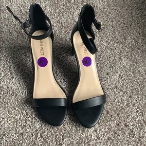 NINE WEST black sandals